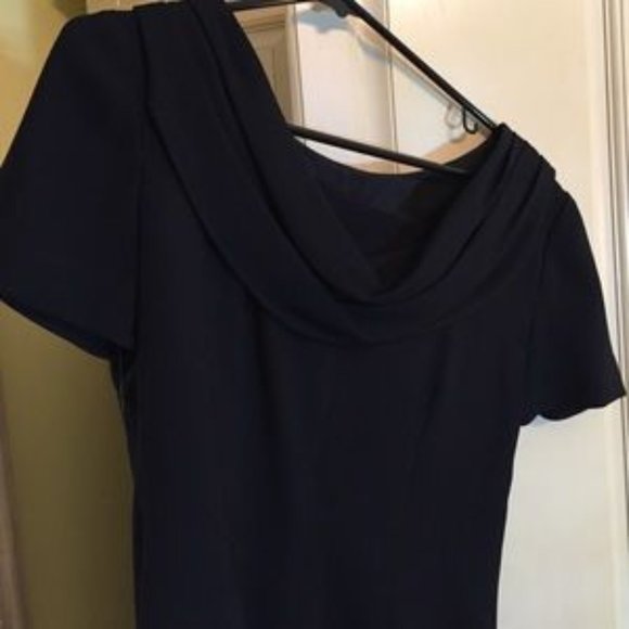 Liz Claiborne Classic Short Black Dress - Picture 2 of 3